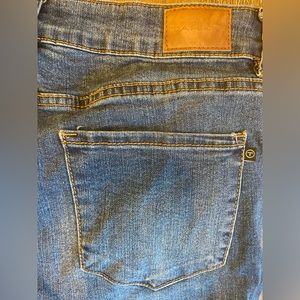 Tahari Designer stretchy jeans Ella Women’s High-Rise Skinny Blue Size 10/30.